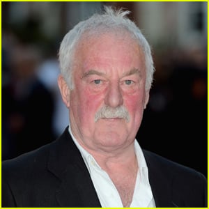 Bernard Hill, 'Titanic' & 'Lord of the Rings' Actor, Dies at 79
