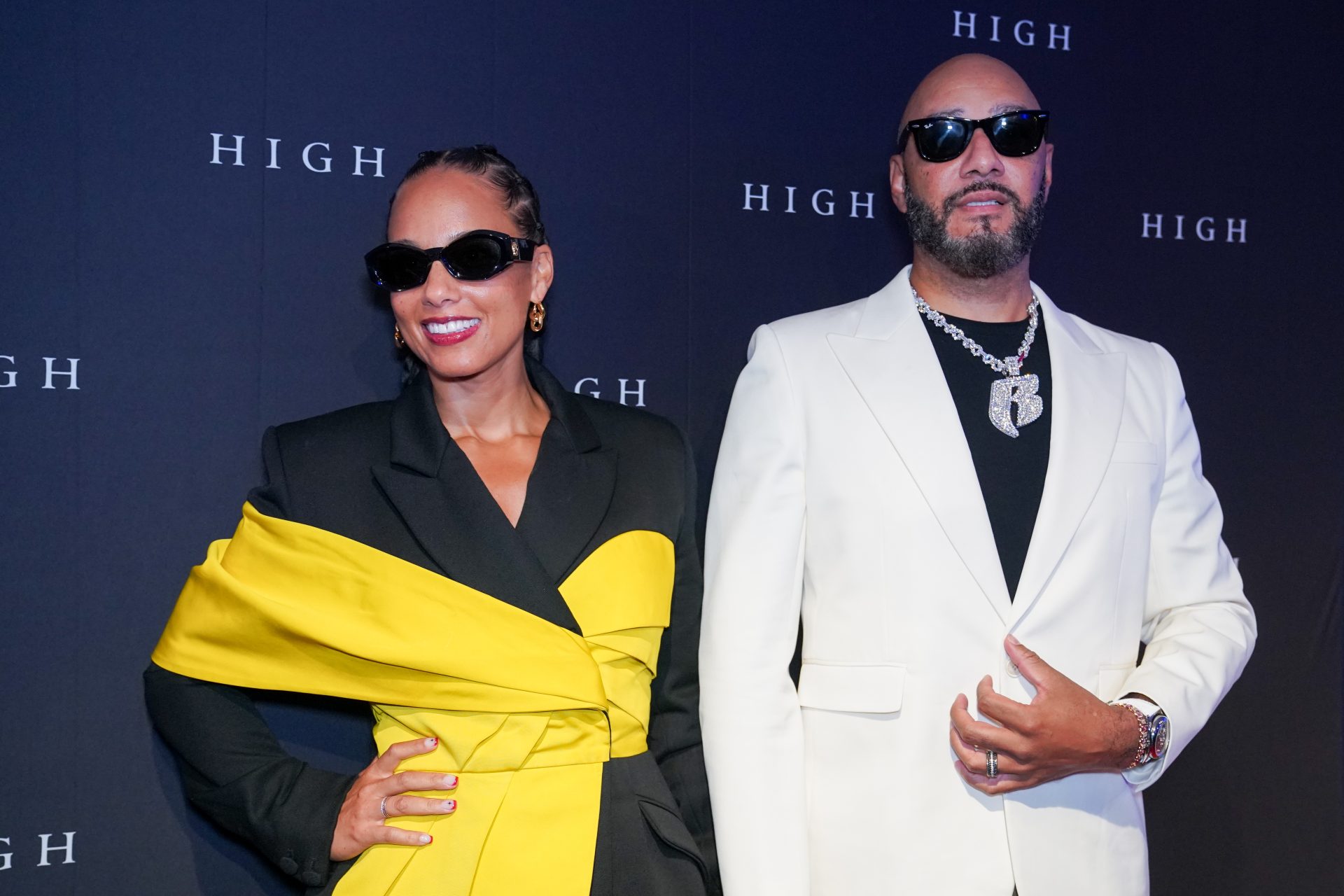 Okay! Alicia Keys Goes Viral For Rocking THIS Accessory At Her Birthday Bash With Swizz Beatz (VIDEOS)
