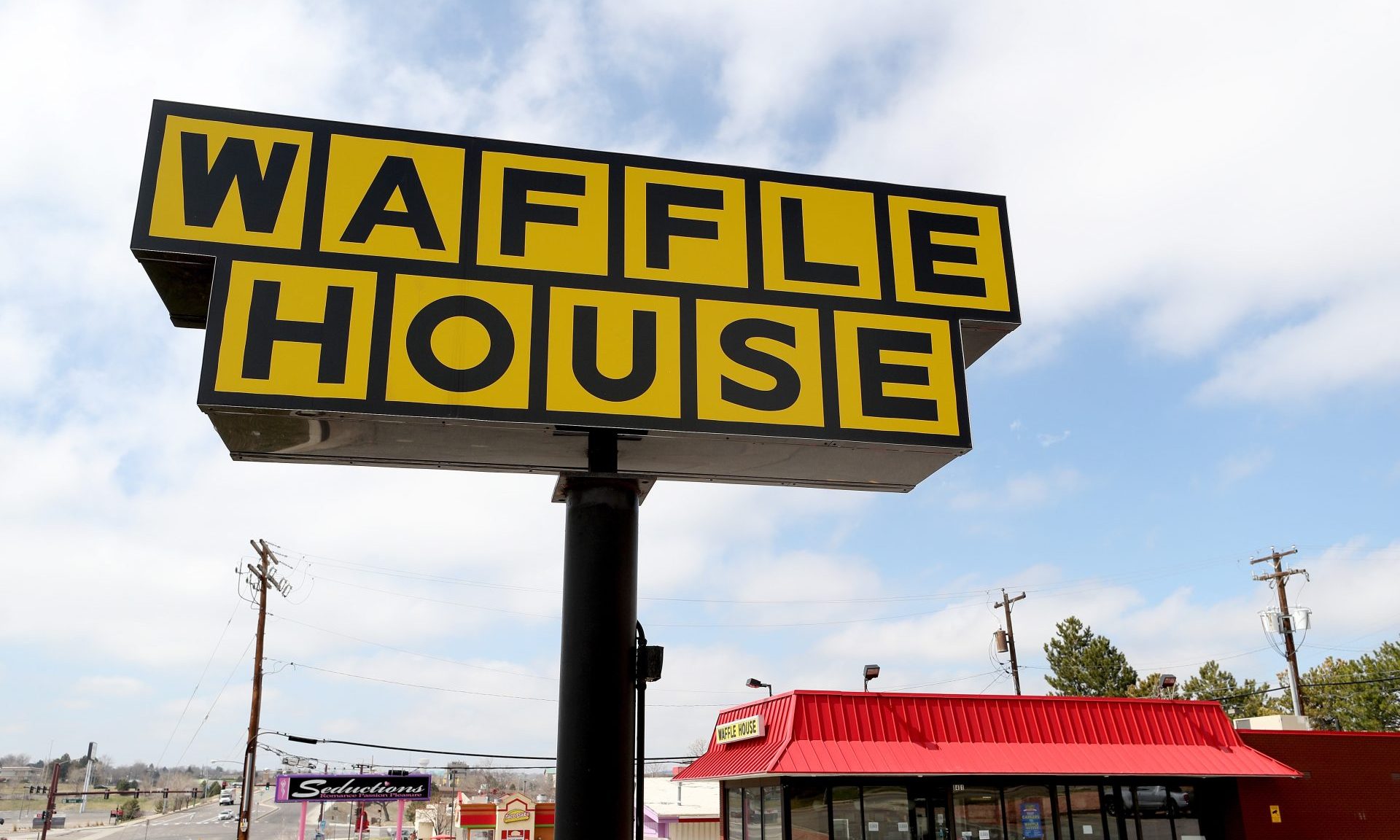 Waffle House Charges Diners Extra Raging Bird Flu Outbreak Eggs Surcharge