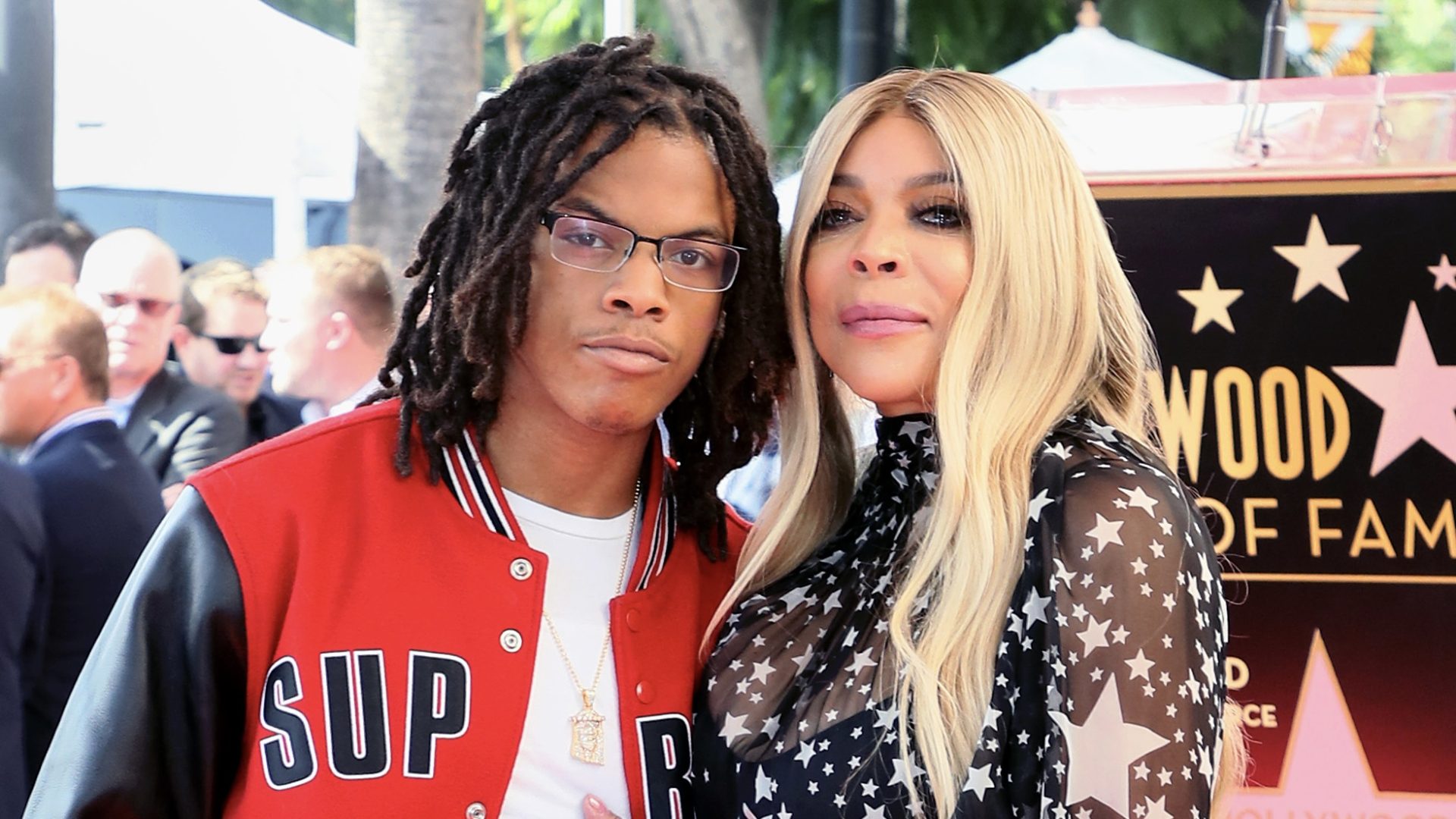 All Good! Wendy Williams Spotted With Son Kevin Hunter Jr. After Saying He Took Advantage Of Her Financially (VIDEOS)