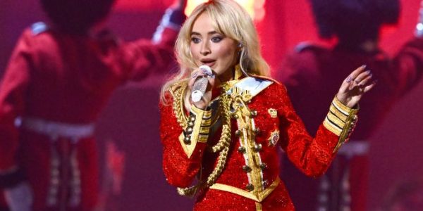 LONDON, ENGLAND - MARCH 01: (EDITORIAL USE ONLY) Sabrina Carpenter performs on stage during The BRIT Awards 2025 at The O2 Arena on March 01, 2025 in London, England. (Photo by Gareth Cattermole/Getty Images)