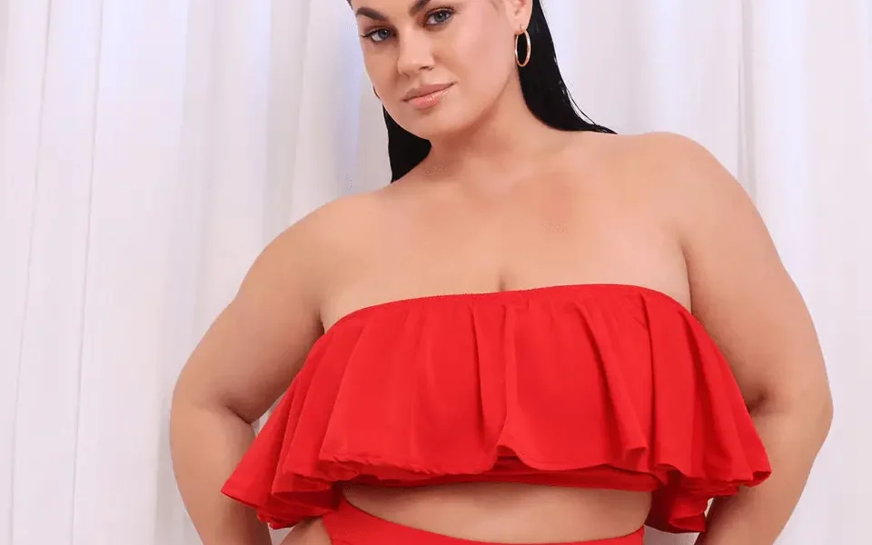 The Curvy Fashionista