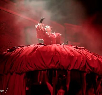 041925_lady_gaga_kal