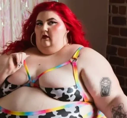 The Curvy Fashionista