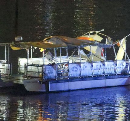 clearwater ferry crash shutterstock 1