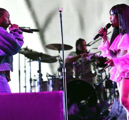 INDIO, CA - APRIL 13:  Rappers Kendrick Lamar (L) and SZA (R) perform on the Coachella stage during week 1, day 1 of the Coachella  Valley Music And Arts Festival on April 13, 2018 in Indio, California.  (Photo by Scott Dudelson/Getty Images for Coachella  )