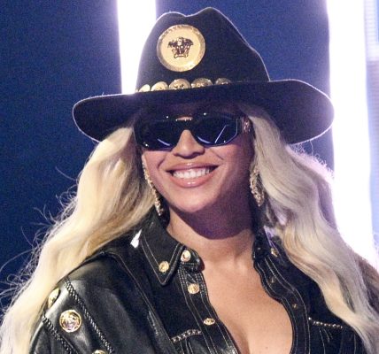 ATE Down! Never-Before-Seen Pics Of Beyoncé From 'Cowboy Carter' Lookbook Throws Social Media Into A Frenzy (PHOTOS)