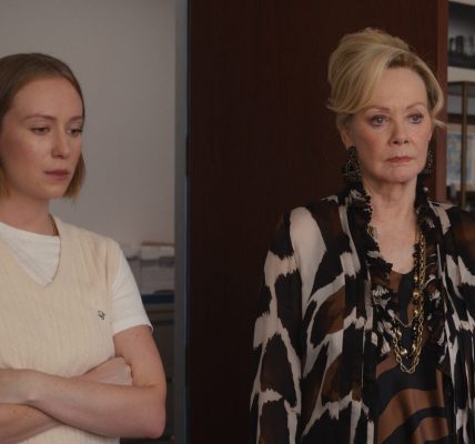 Did You Hear About Deborah Vance's Chaotic Late Night Writer's Room?