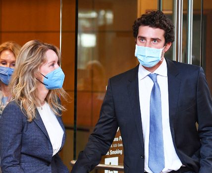 Elizabeth Holmes, Billy Evans