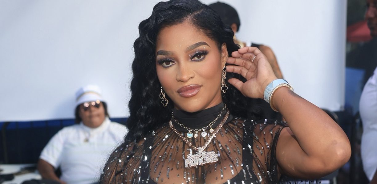 Okay! Joseline Hernandez Turns Heads Showin' Off New Look In Sultry Photos