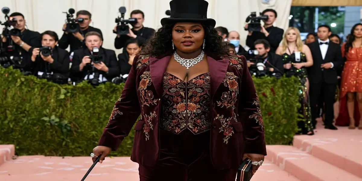 The Curvy Fashionista