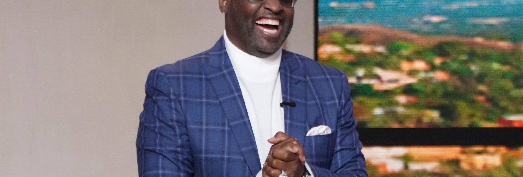 Johnny Gill Sets Social Media On Fire With Lit Star-Studded Backyard Birthday Bash