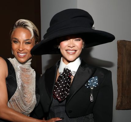 Awww! Fans Are Loving Rihanna & Ciara's SWEET Met Gala Moment 14 Years After Social Media Beef (PHOTOS)