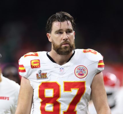 Travis Kelce #87 of the Kansas City Chiefs walks off the field at half time against the Philadelphia Eagles during Super Bowl LIX at Caesars Superdome on February 09, 2025 in New Orleans, Louisiana.