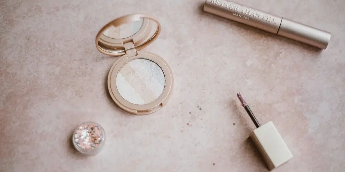 Highlighter Makeup