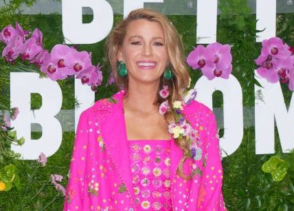 NEW YORK, NEW YORK - AUGUST 03: Blake Lively promotes "It Ends With Us" at Betty Blooms Pop-Up in Chelsea on August 03, 2024 in New York City. (Photo by Gotham/Getty Images)