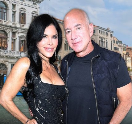Jeff Bezos and Lauren Sanchez Keep at Swanky Venice Lodge for Marriage ceremony