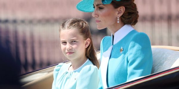 Kate Middleton & Daughter Charlotte Twin at Trooping the Color