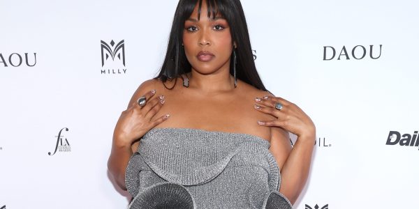 Lizzo Gags Fans With MAJOR Glow-Up In Before & After Weight Loss Photos