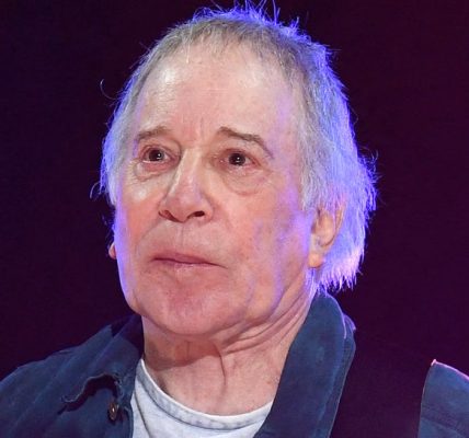 Paul Simon Undergoes Again Surgical procedure After Canceling 2 Reveals