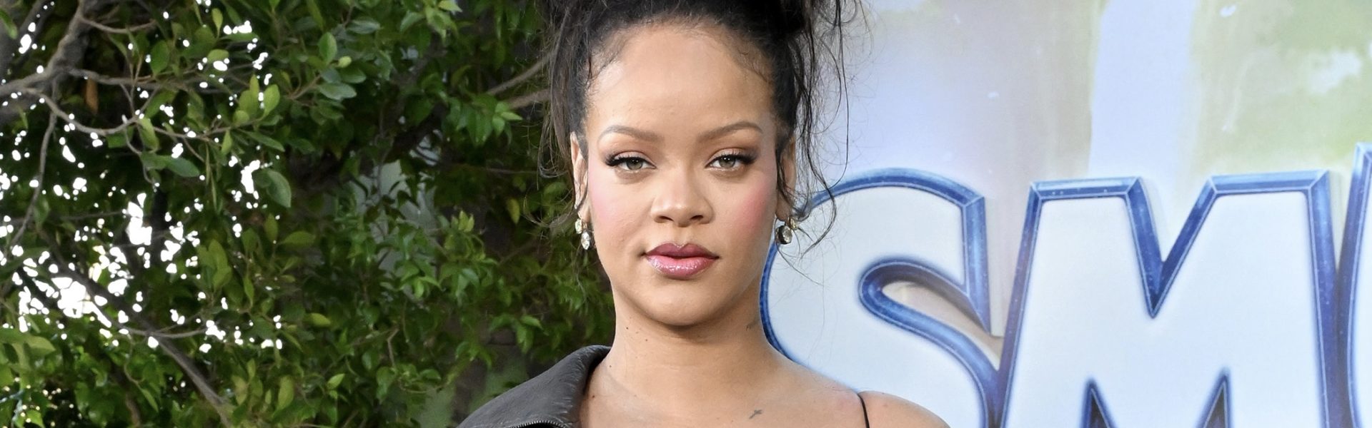 Rihanna Addresses Her Dad, Ronald Fenty, Passing While Opening Up About Her Hopes For Him As A Grandfather (WATCH)