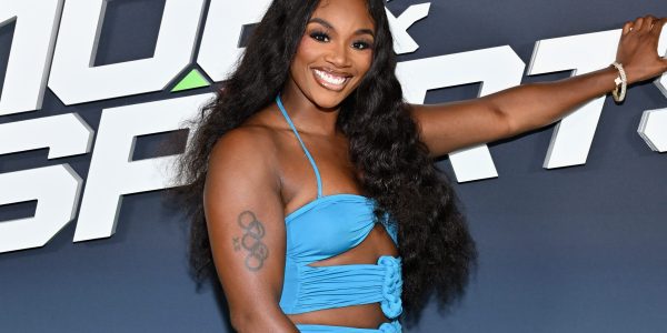 Claressa Shields Turns Heads With Fresh New Look & The TL Is Eating It Up