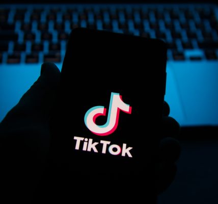 TikTok Creator NasFromTheGram Issues Apology After Backlash Over Disturbing Livestream Targeting Disabled Creator (WATCH)