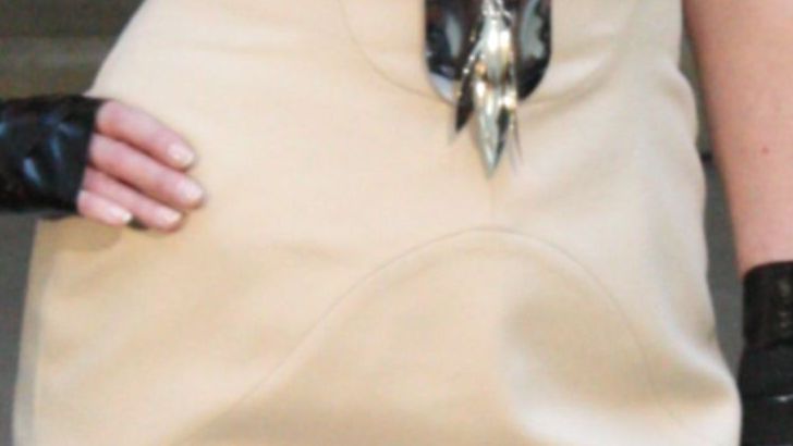 Why Plus-Size Fashion Photos Rarely Match Real Life