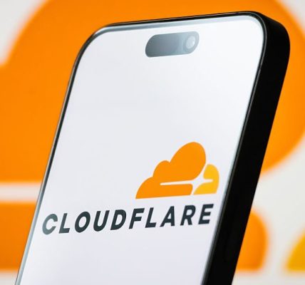 Cloudflare Outage: Find Out if X Is Still Down & the System-Wide Error