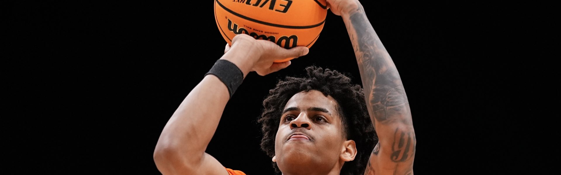 Love To See It! La La & Carmelo Anthony Pop Out To Support Kiyan As He Drops Buckets For Syracuse University (VIDEOS)