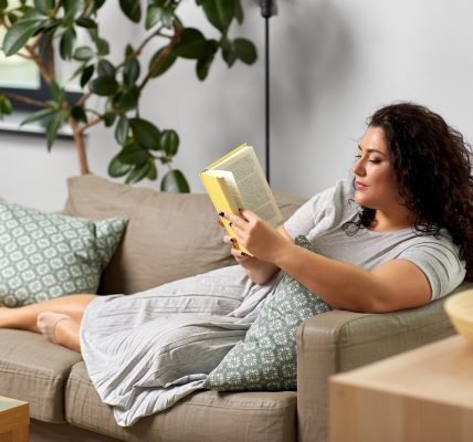 plus size heroines in books