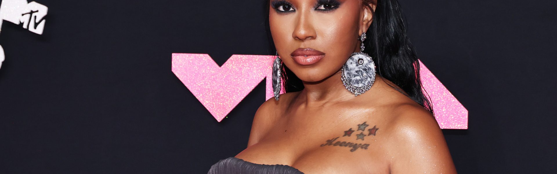 Get It From Her Mama! Yung Miami & Her Mom Bring The Heat As Fans Turn Heads (VIDEO)