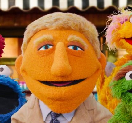 Knives Out, Sesame Street
