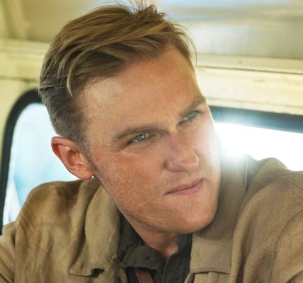 Monarch prequel series, Wyatt Russell