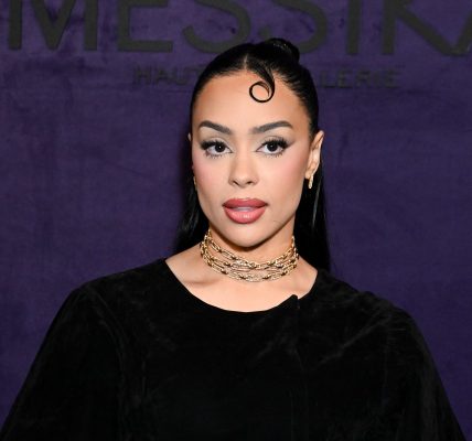 Kristy Scott Teases Photos New Home Photos Divorce Updates Desmond Scott