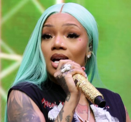 GloRilla Speaks On Sister Victoria Woods Allegedly Threatening To Assault Her With Firearm After Apparent Arrest Warrant From 2015 Surfaces