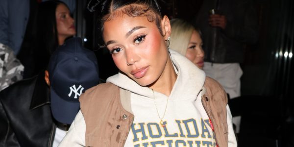 Coi Leray Has Fans Catching Baby Fever After Showing Miyoco Goin' In On Her Beachside Snack