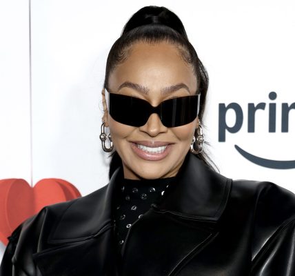 La La Anthony Turns Heads With BOLD New Hair Color (PHOTOS + VIDEO)