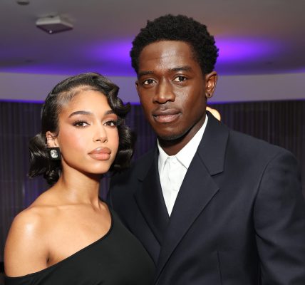 Lori Harvey & Damson Idris Have The Internet Losing It Over Their Steamy Balcony Kiss In Paris