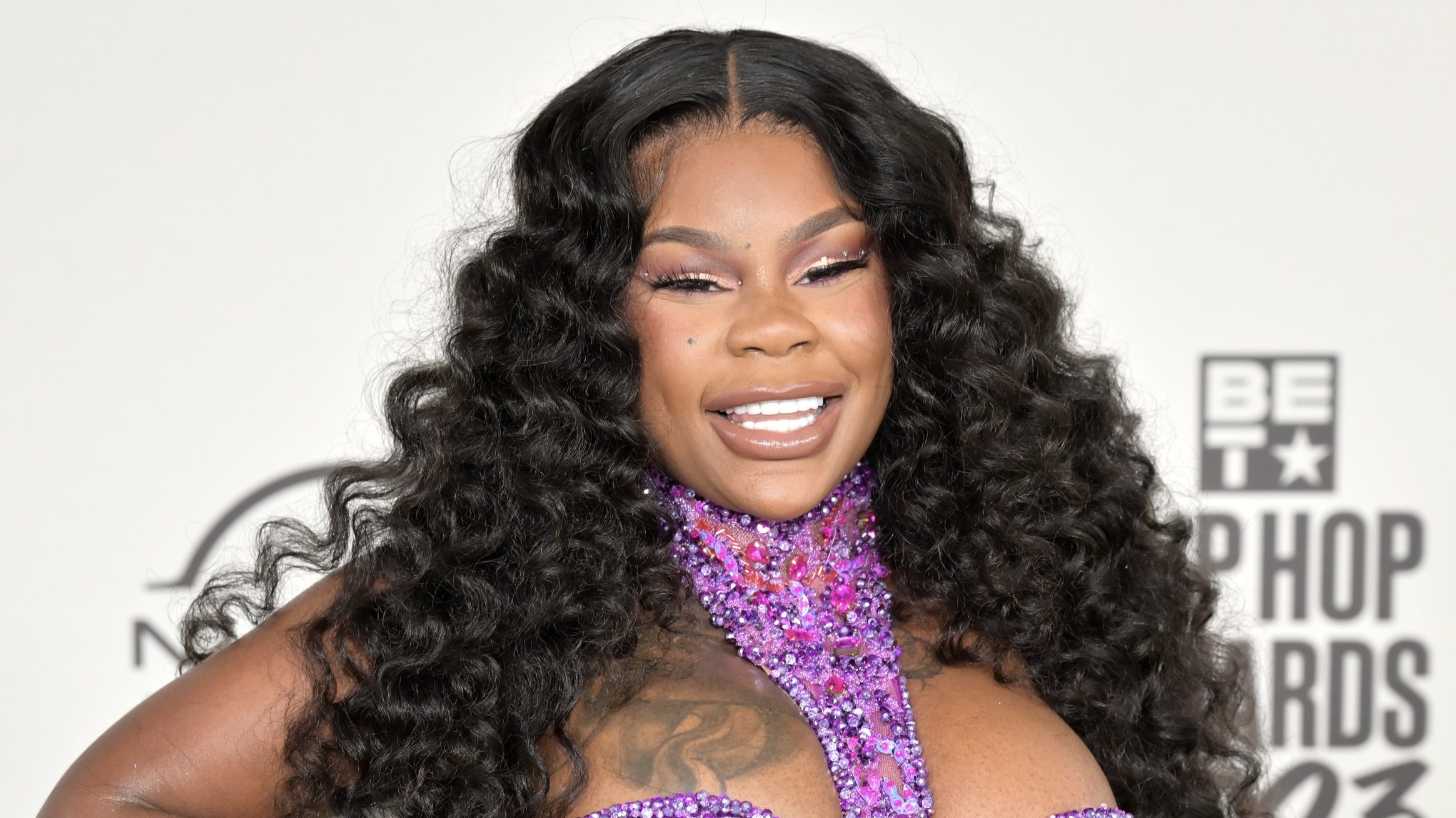 Congrats! Sukihana & Snoop Learn Their Unborn Baby's Gender At Recent Reveal (WATCH)