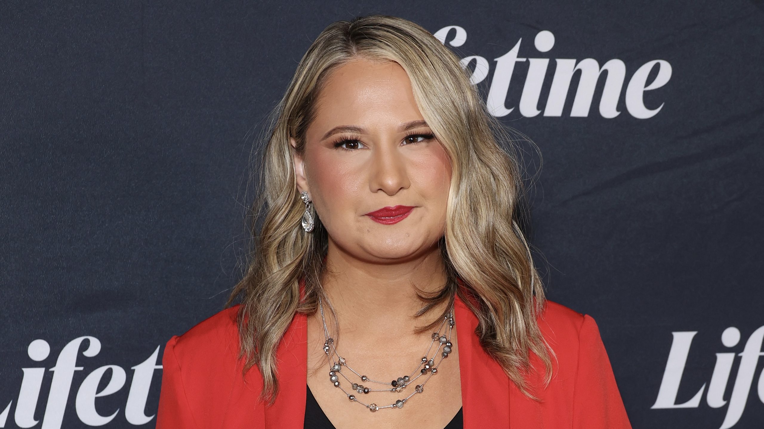 Oop! Gypsy Rose Jokes About Ken Urker Pissing Her Off — TikTok User Tells Her Not To Unalive Him & She Reacts (VIDEO)