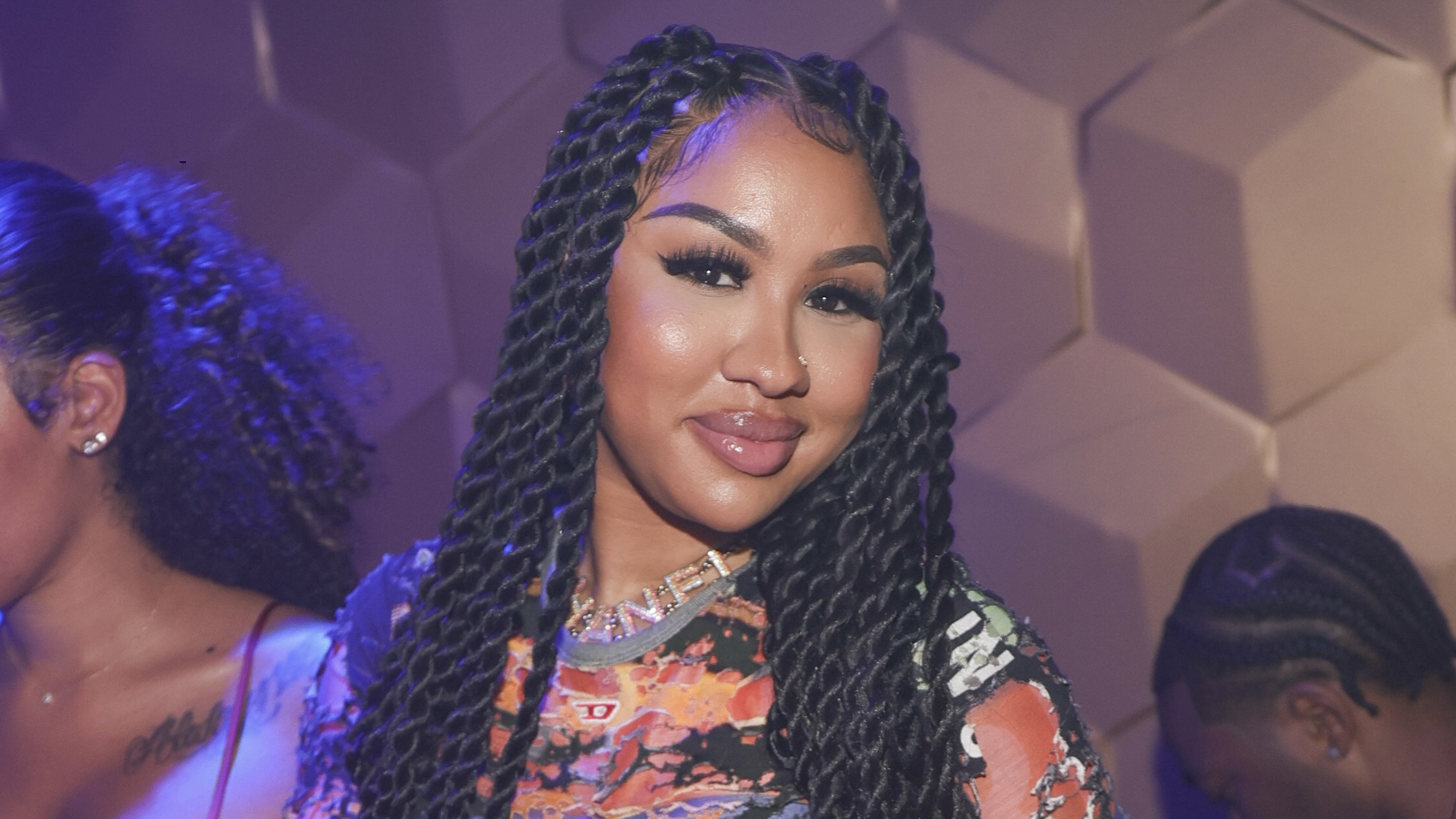 Come Thru, Then! Ari Fletcher Shows Off Her NEW LOOK After Doing The Big Chop! (PHOTOS + VIDEOS)