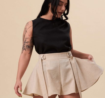 spring 2026 you will know me shorts in textured beige 4 scaled e1776977941464