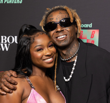 Big Money! Reginae Carter Reveals How Much Money Lil Wayne Gave Her As A Kid & Her Mom's Reaction (VIDEO)