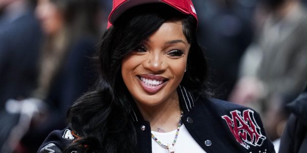 Victoria Woods Seemingly Shades GloRilla As She Explains Why She Refuses To Pay Her Father’s Light Bill (VIDEOS)