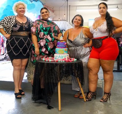Los Angeles Plus Size Consignment- The Plus Bus Boutique