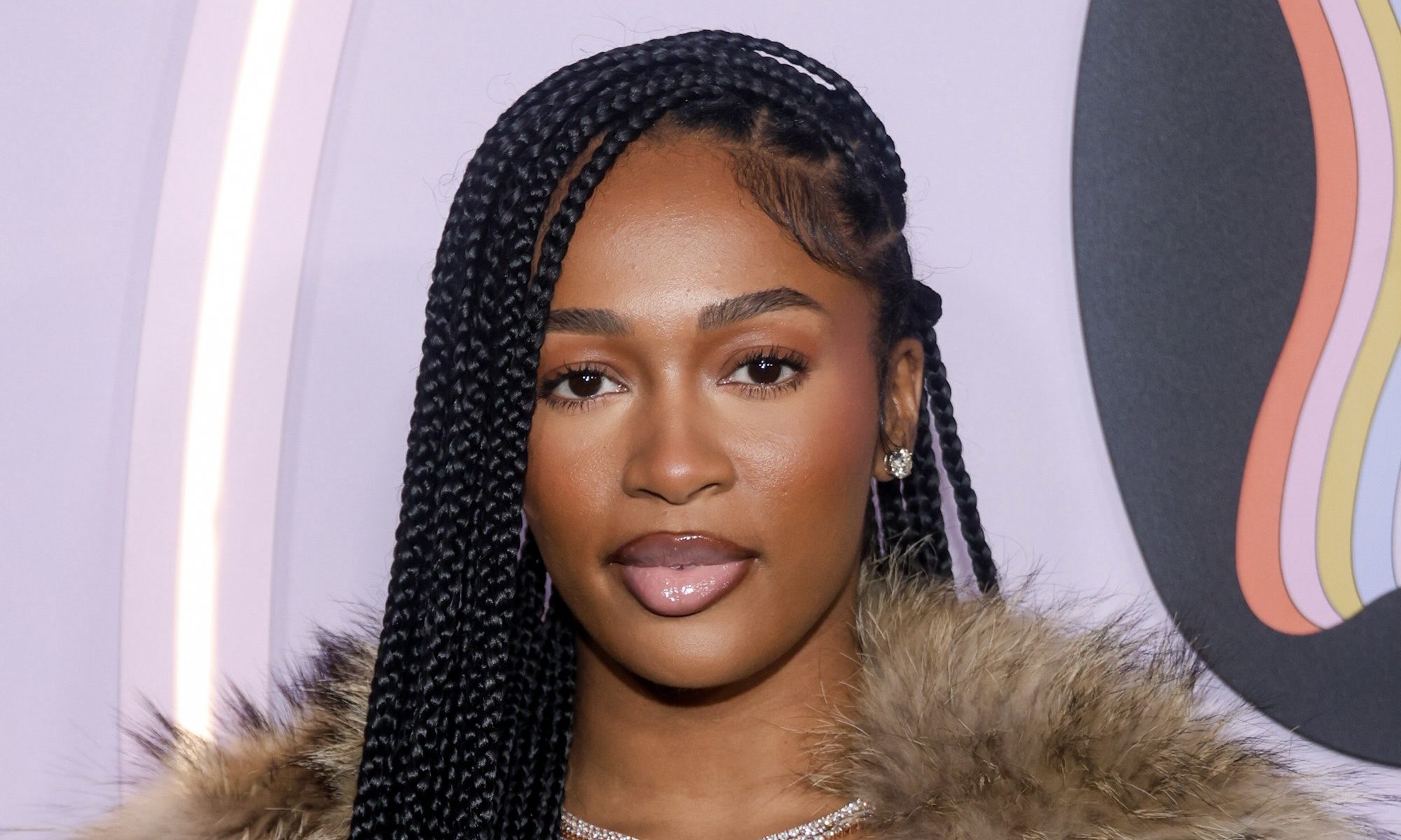 Social Media Reacts After Dess Dior Shuts Down Rumors About Getting Work Done Amid New Posts (VIDEOS