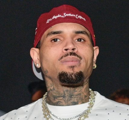 Whew! Diamond Brown Reportedly Files Paternity Suit Seeking Custody & Legal Fees Against Chris Brown