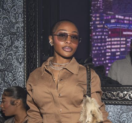 Girl BYE! Jayda Cheaves Shuts Down Troll Criticizing Her Appearance & Folks Are Going Off (VIDEO)