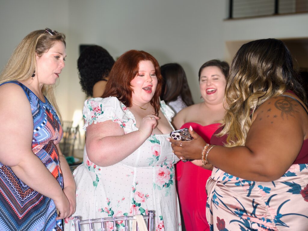the curvy pop up in LA, Ca plus size fashion market